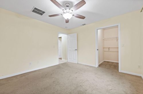 462 Mainsail St, Fort Pierce FL  34983-1265 exterior