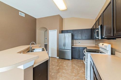 4210 Lugano Ct, Kissimmee, FL 34746-3434
