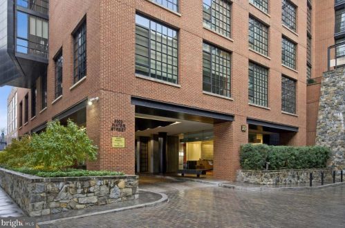 3303 Water St, Washington DC 20007-3509 exterior