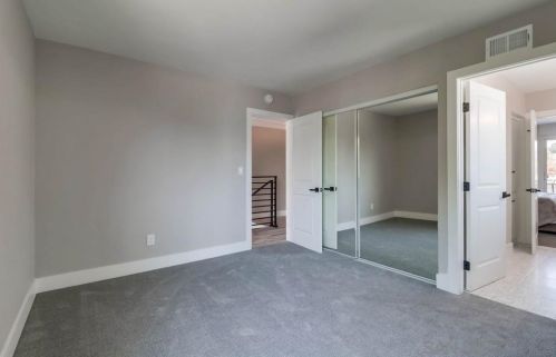 3104 Orleans, San Diego CA  92110-5947 exterior
