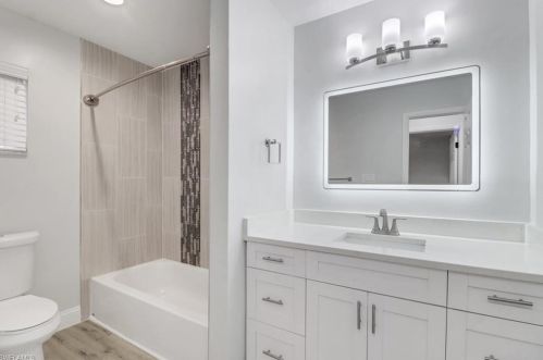 1120 Sandpiper St, Naples FL  34102-0530 exterior