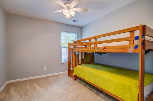 3057 Park West Blvd, Mount Pleasant SC  29466-7216 exterior