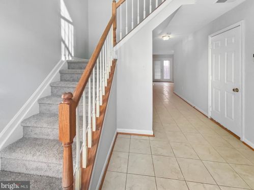 2449 Sugar Mill Way, Herndon VA  20171-3069 exterior