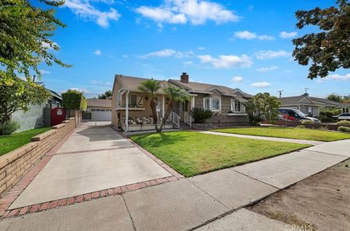 1006 Courtney Ave, Fullerton CA 92833-4461 exterior