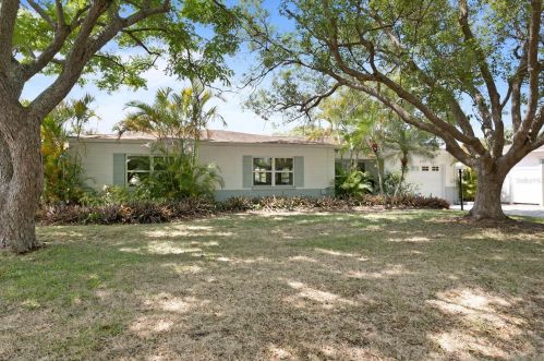 3766 24th Ave, Saint Petersburg, FL 33713-3402