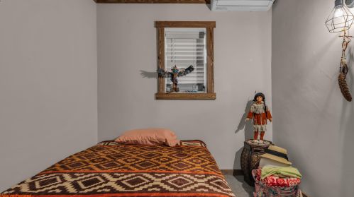 1002 Magnolia Ave, Beaumont CA  92223-1837 exterior