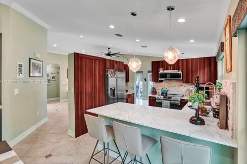 18125 21st St, Hollywood FL  33029-3030 exterior