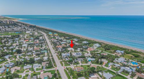 2002 Mimosa Ave, Fort Pierce, FL 34949-3331