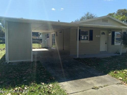 915 Grove Ave, Cocoa, FL 32922-7215