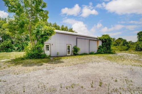 7186 National Rd, Brookville OH  45309-8784 exterior