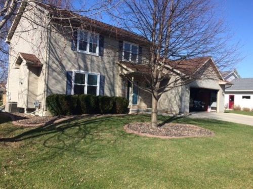 1001 Bluehill Ave, Fond Du Lac, WI 54935-7603