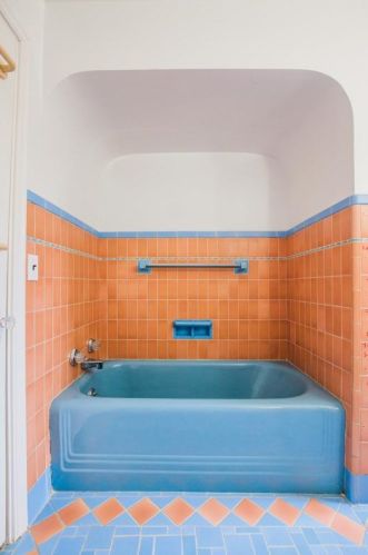 6341 Hamilton Ave, Cincinnati OH 45224-2011 exterior