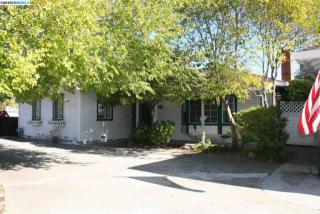 102 Arroyo Dr, Danville, CA 94526-2717
