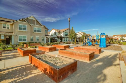 18083 Monterey Rd, Morgan Hill CA  95037 exterior