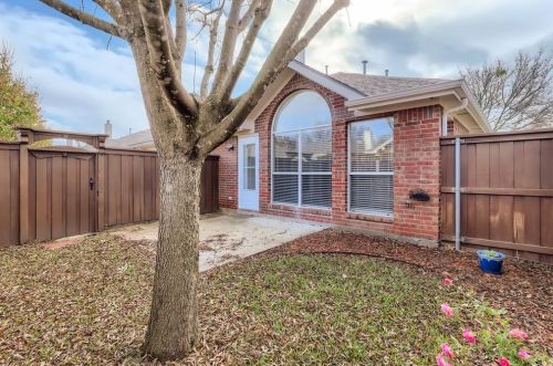 11282 Newberry Dr, Frisco, TX 75035-8613