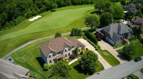 137 Sebago Lake Dr, Sewickley, PA 15143-9374
