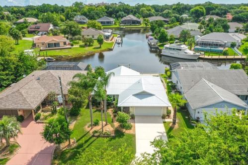 22 Comanche Ct, Palm Coast, FL 32137-8991