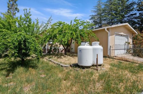 6499 13th Ave, Lucerne CA  95458-8631 exterior