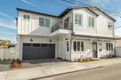 2308 Rindge Ln, Redondo Beach, CA 90278-2418