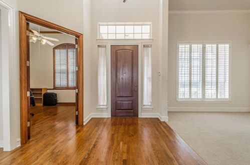 4553 Meadow Ridge Dr, Plano TX  75093-3344 exterior