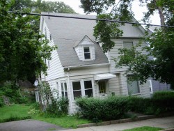 33 Thurston Rd, Newton, MA 02464-1242