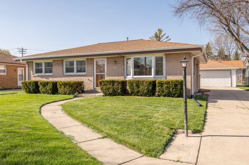 5614 Allerton Ave, Milwaukee, WI 53220-3544