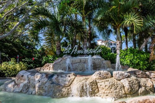 309 La Peninsula Blvd, Naples FL  34113-4036 exterior