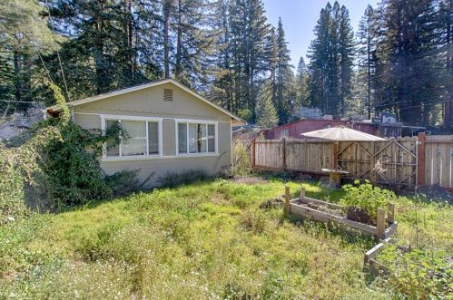 125 Pool Dr, Big Basin, CA 95006-9632