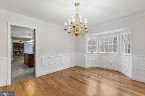 4471 Occoquan Overlook, Woodbridge VA  22192-6107 exterior