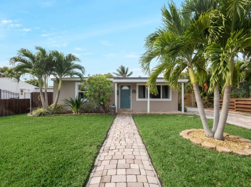 942 Ardmore Rd, West Palm Beach, FL 33401-7518