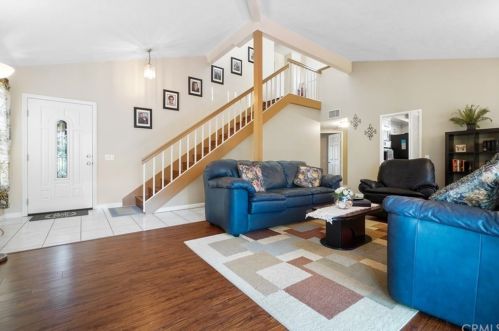 1034 Feather River Way, Orange, CA 92865-2021
