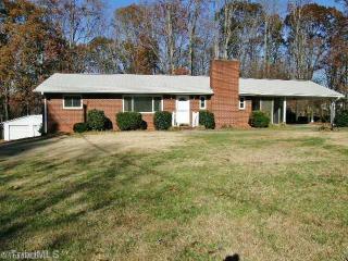 5733 Nylon Dr, Winston Salem, NC 27105-9616