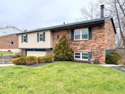 3105 Winding Trails Dr, Covington KY  41017-8108 exterior
