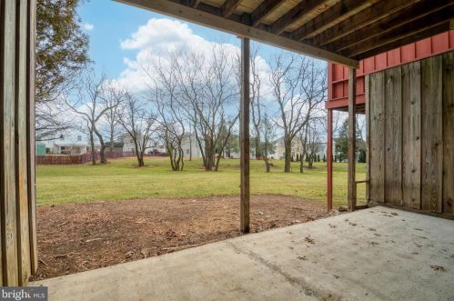 6027 Meade Ct, Harrisburg PA  17112-8546 exterior