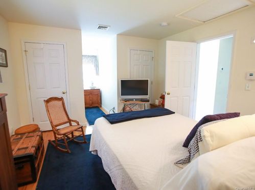 194 High Meadows Rd, Walden NY  12586-2609 exterior