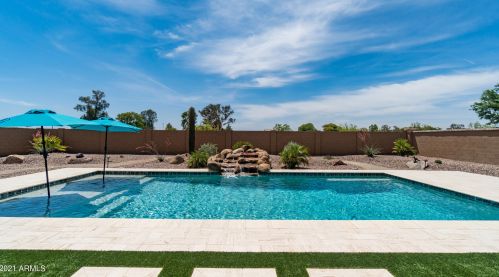 7544 Peppertree Dr, Gilbert AZ  85298 exterior