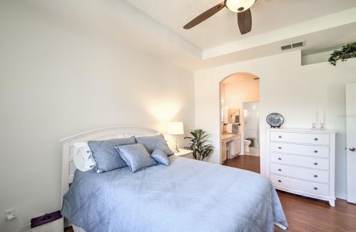 2217 Preservation Green Ct, Ruskin FL  33573-4418 exterior