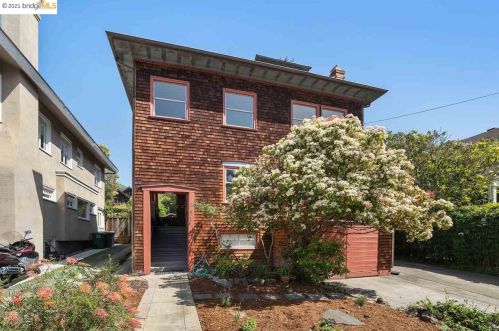 2611 Piedmont Ave, Berkeley CA  94704-3428 exterior