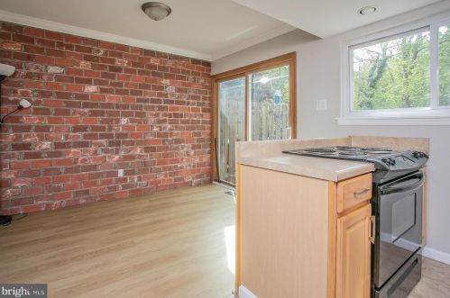 174 Ardwick Ter, Lansdale PA 19446-4925 exterior