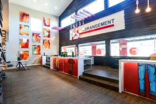 2101 Burton Dr, Austin TX  78741-4177 exterior
