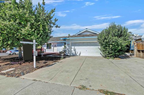 822 Delaware Way, Livermore, CA 94551-1648
