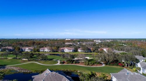 3035 Lancaster Dr, Naples FL  34105-5641 exterior