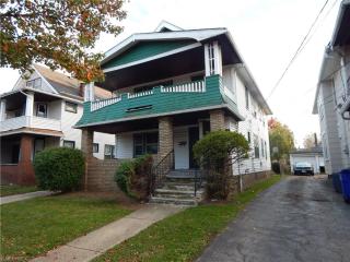 15718 Huntmere Ave, Cleveland, OH 44110-1427