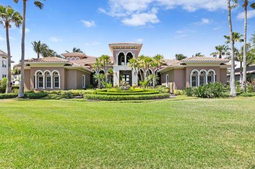 6308 Marbella Blvd, Ruskin, FL 33572-2902