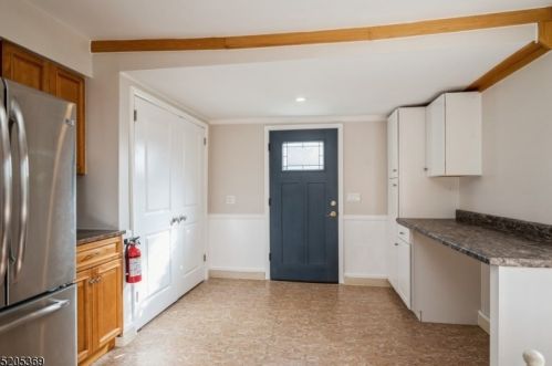 514 River Rd, Annandale NJ  08801-3440 exterior