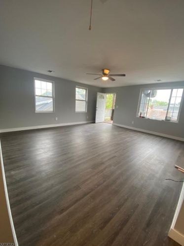 242 Broadway, Paterson, NJ 07522-2032