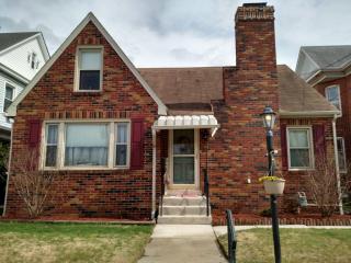 405 Middle St, Hanover, PA 17331-2543