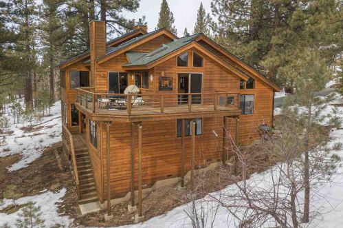 333 Skidder Trl, Truckee CA 96161-3931 exterior