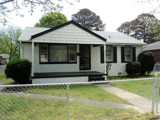 9416 Phillip Ave, Norfolk, VA 23503-3330