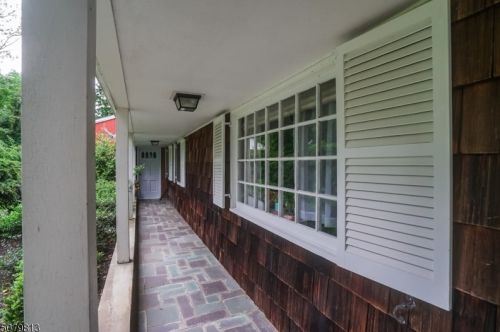 2031 Raritan Rd, Scotch Plains NJ  07076-4711 exterior